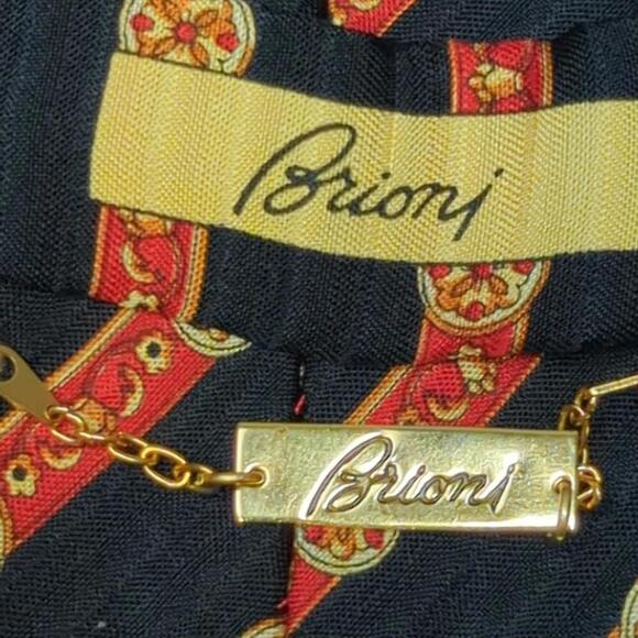 Vintage Brioni Tie Black and Red Striped 100% Silk Hand Made in Italy Barcelino - Picture 6 of 9